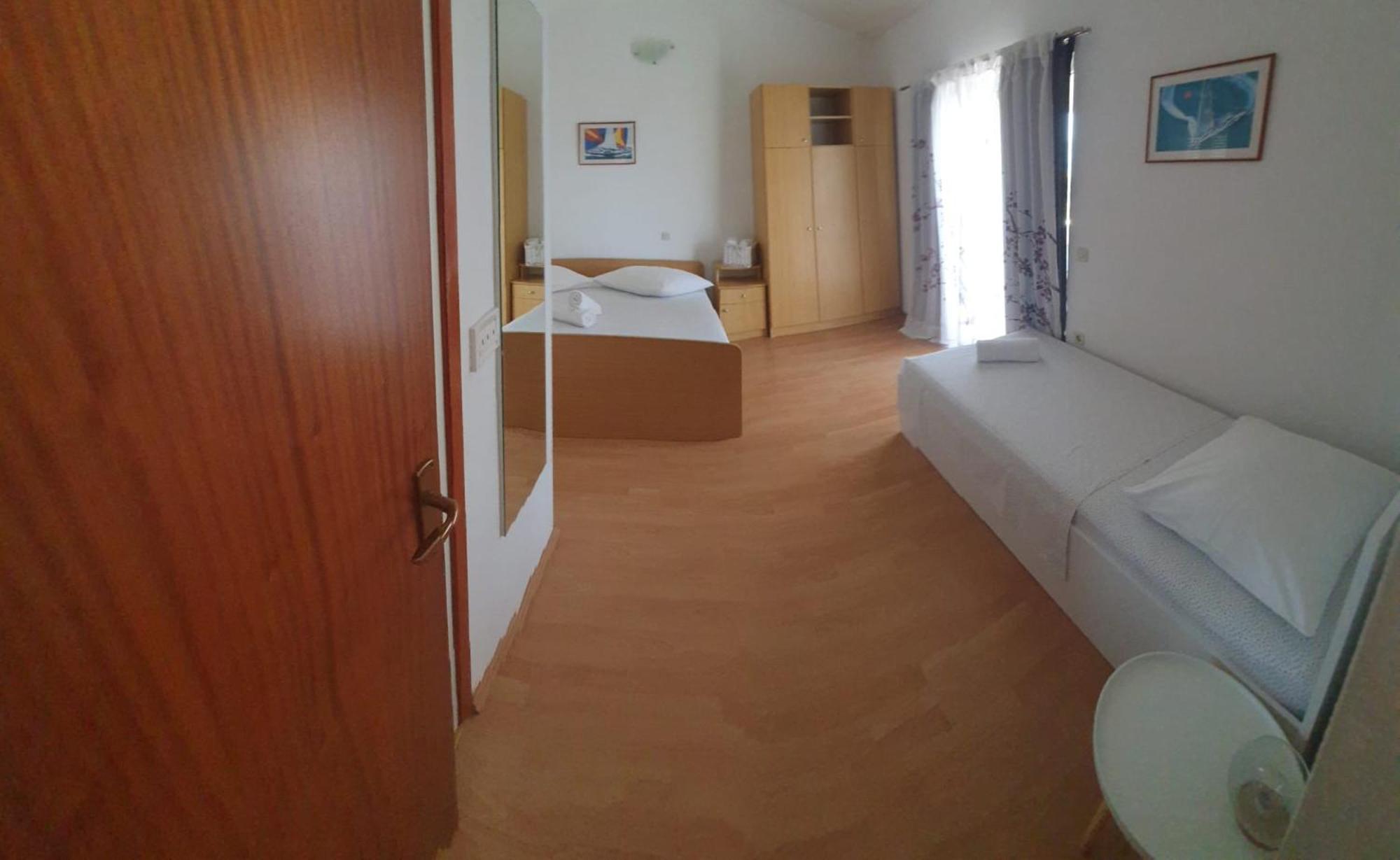 Apartments Garac Dugi Rat Luaran gambar